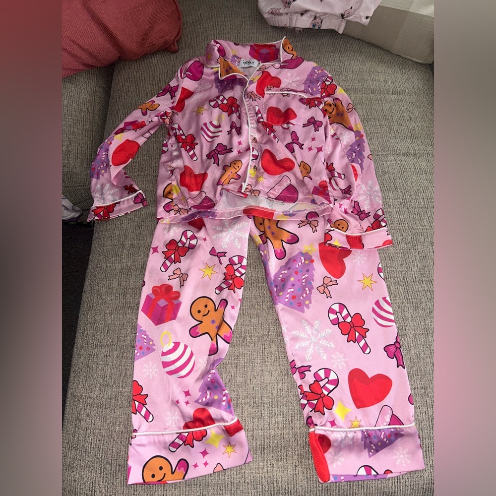 Lot of girls pajama sets size 5/6 - Picture 10 of 14